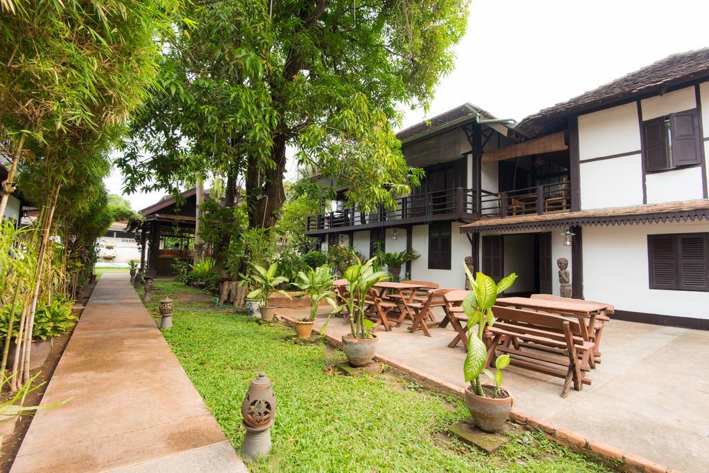 Villa Lao Vientiane Esterno foto